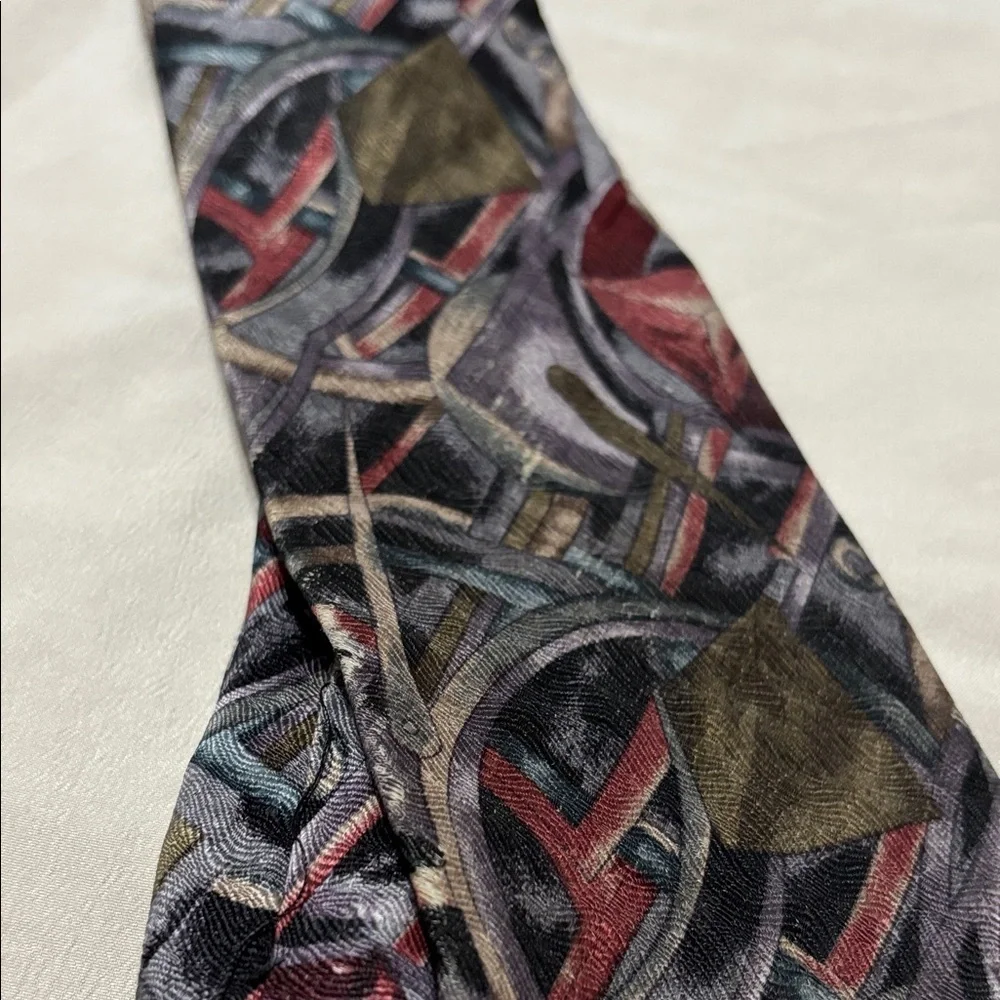 J. Garcia Artistic Red and Gray Tie - Picture 5 of 5